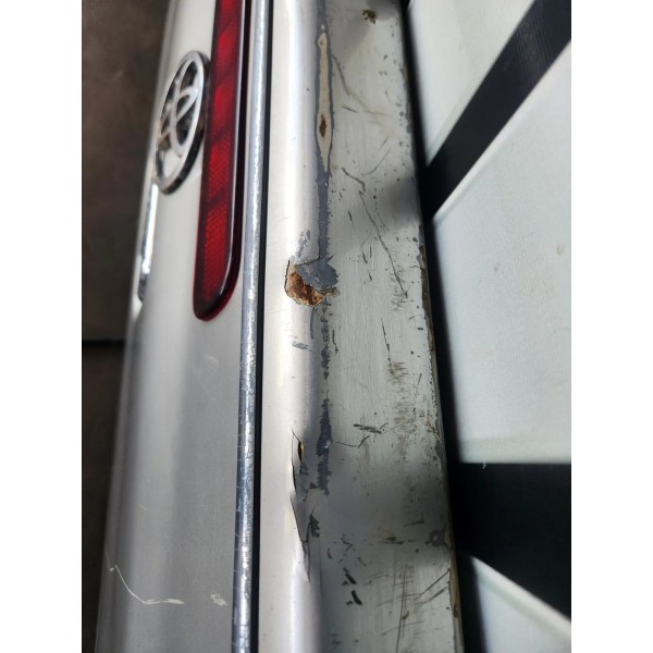 Tampa Traseira Toyota Hilux 2013 Prata C\detalhe Prateado