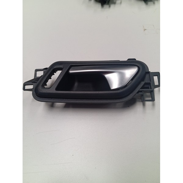 Maçaneta Interna Dianteira Esquerda Vw Amarok 17a22 Original