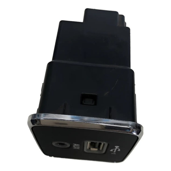 Entrada Usb Auxiliar Dodeg  Ram 3500 2020/2023 Preto