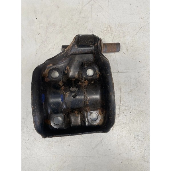 Suporte Feixe De Mola Hilux Sw4 2015