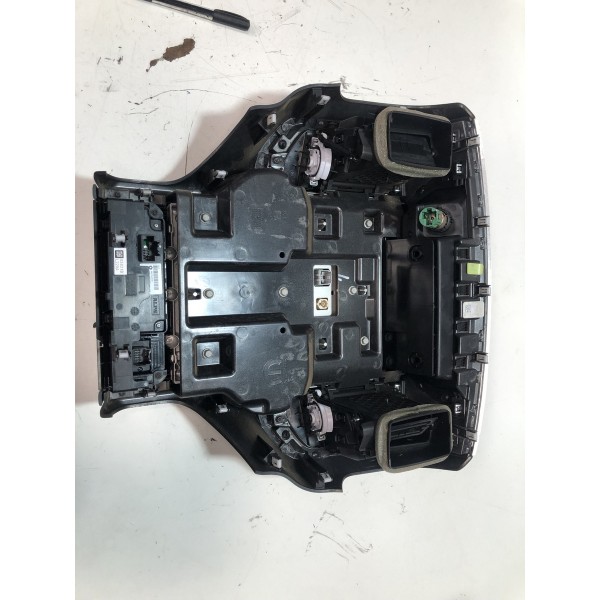 Multimidia Com Moldura Dodge Ram 2500 3500 2022 Original