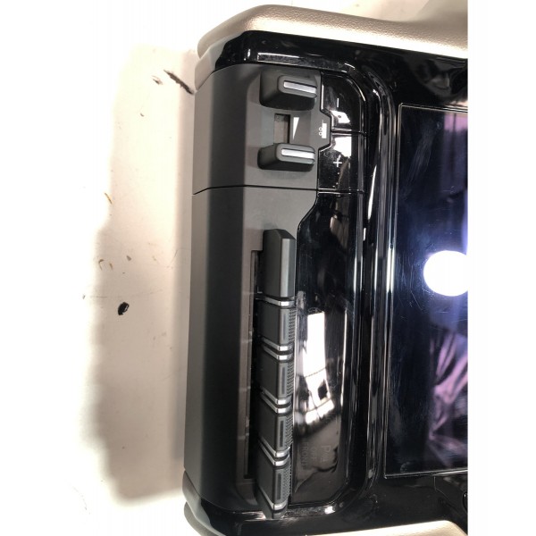 Multimidia Com Moldura Dodge Ram 2500 3500 2022 Original