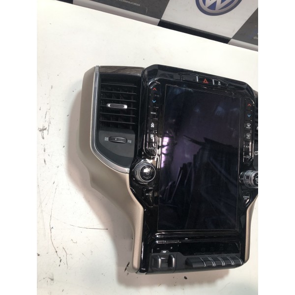 Multimidia Com Moldura Dodge Ram 2500 3500 2022 Original