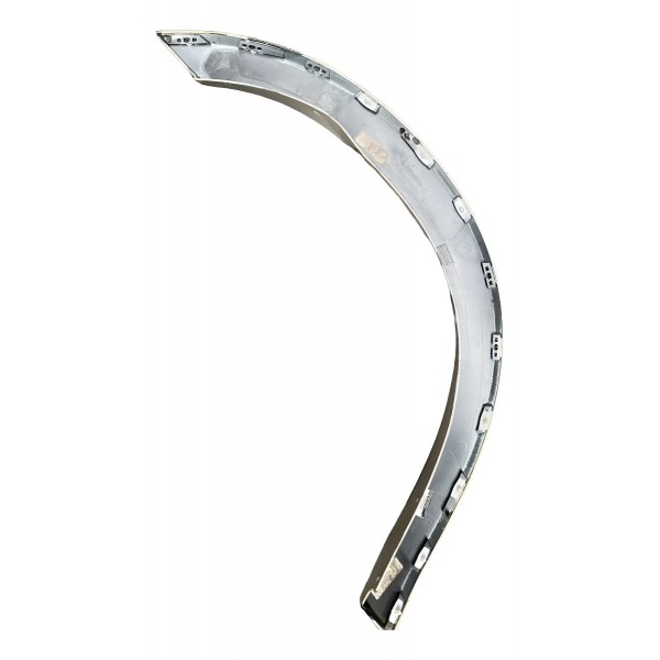 Alargador Paralama Dianteiro Direito Ram 3500 22 Recuperada Branco