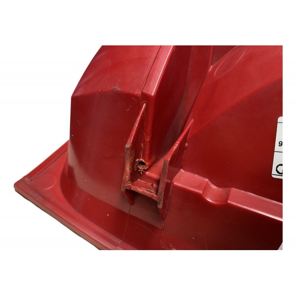 Lanterna Traseira Esquerda Amarok 2017 C/detalhe Esquerdo/motorista Vermelho