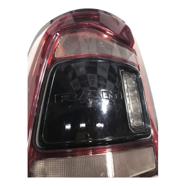 Lanterna Traseira Esquerda Dodge Ram Esquerdo/motorista Vermelho