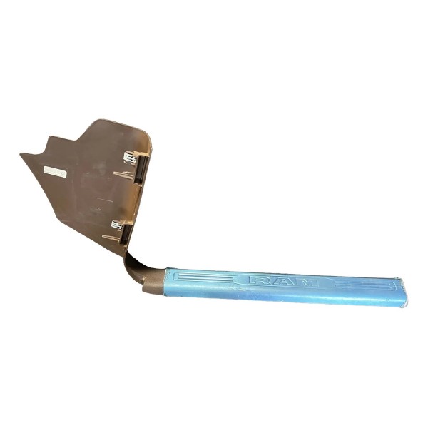 Soleira Porta Dianteira Esquerda Ram 2500 22 23 24 25