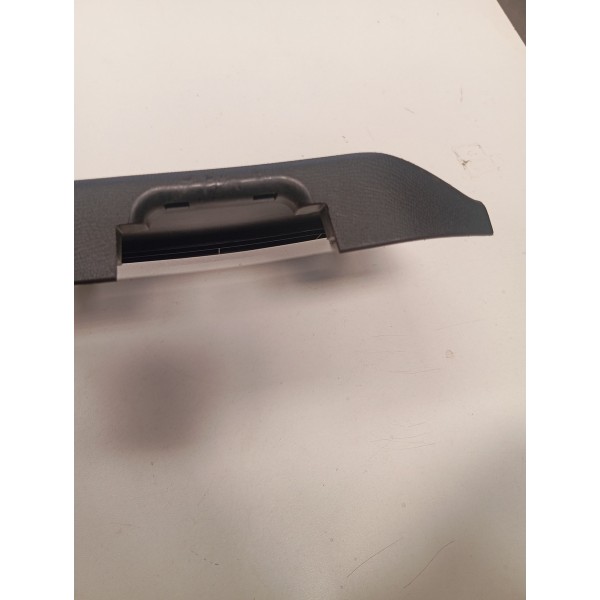 Acabamento Tampa Cinto Traseiro S10 2.8.2020 Original Usado