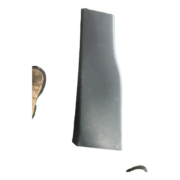 Acabamento Inferior Coluna Esq Vw Amarok 2011 A 2021 Origina