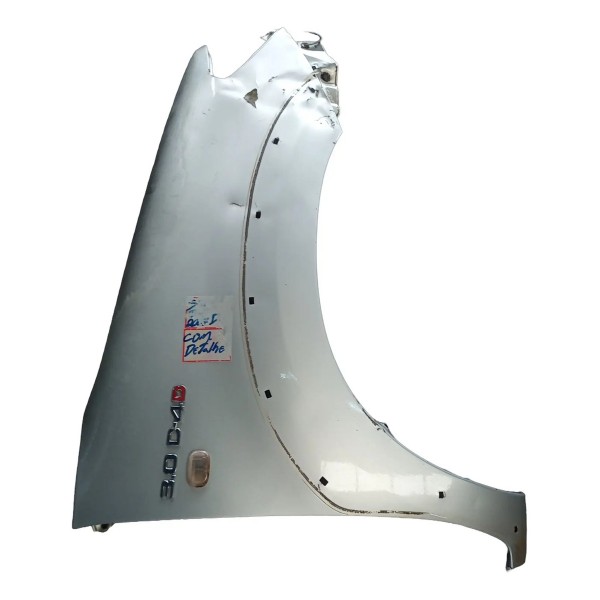 Para-lama Direito Hilux Sw4 3.0 2008/2015 Prata Detalhe