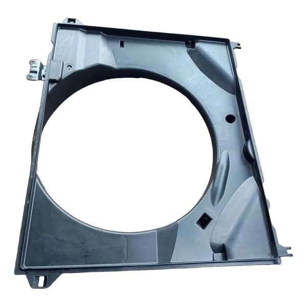 Defletor Do Radiador Hilux 2.8 2016/2023 Simi-nova