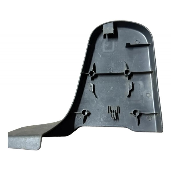 Moldura Dobradica Banco Traseiro Direito S10 94759149 Preto