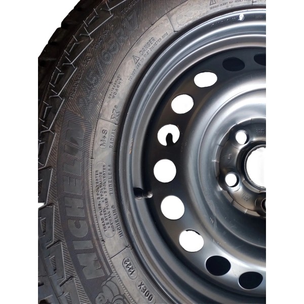 Roda Estepe Amarok V6 Pneu 245/65r17 2020/2022 Preto