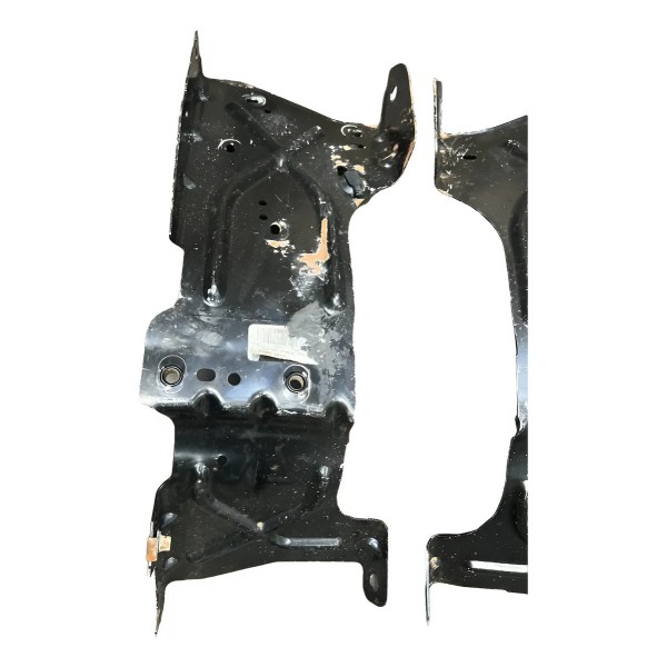 Par Suporte Do Para-choque Traseiro Ram 2500 19/24 Original