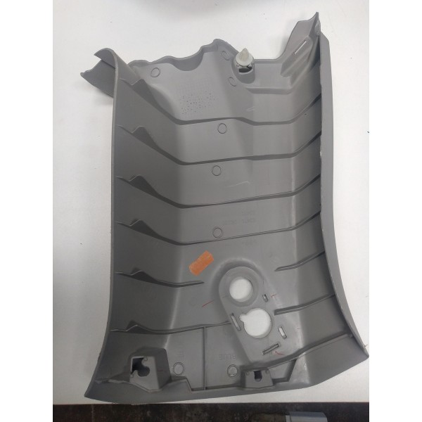 Acabamento Coluna Traseira Toyota Sw4 Hilux 2022 Lado Direit