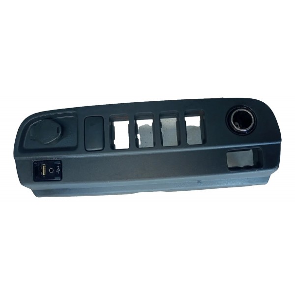 Entrada Usb / Auxiliar Com Moldura Hilux  2010/2015 Original