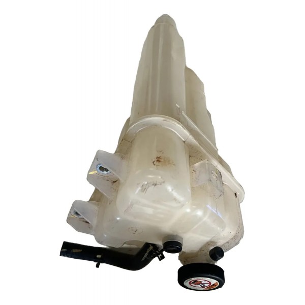 Reservatorio De Agua Toyota Hilux 2023-2024 Original