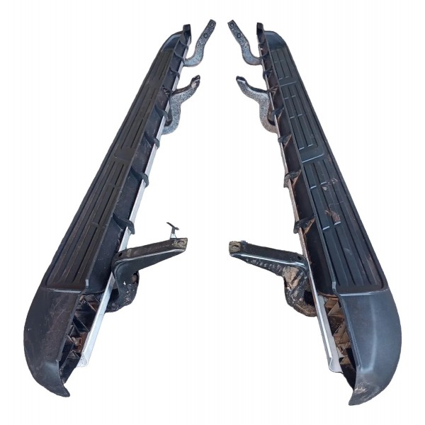 Par Estribo Hilux 2016/2021 Original (usado) Preto