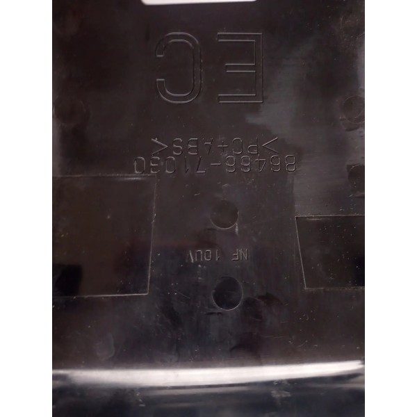 Acabamento Moldura Interna Câmera Parabrisa Hilux 2016/2020