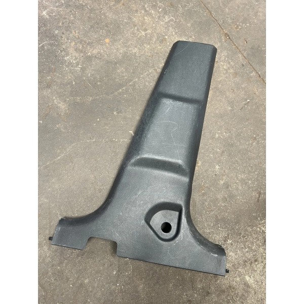 Acabamento Inferior Coluna Direita Pajero Tr4 2015 Mr346032