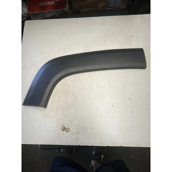 Moldura Paralama Traseiro Direito Jeep Renegade 2017 A 2021 Preto