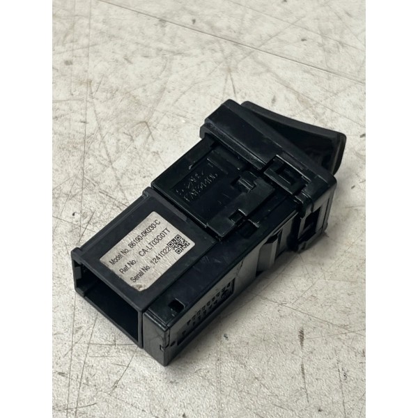 Entrada Usb Auxiliar Toyota Hilux Sw4 2.8 2016 A 2023 Preto