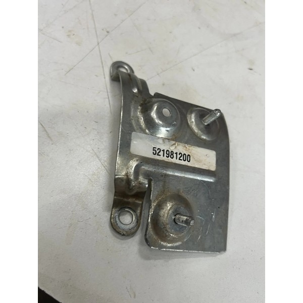 Suporte Da Mangueira Do Ar Condicionado Fiat Strada 1.3 2023