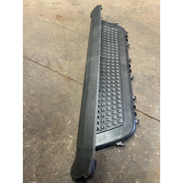 Pisante Central Parachoque Traseiro Vw Amarok 2010/2023