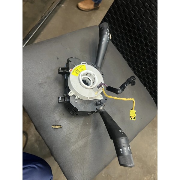 Chave De Seta Com Disk Fiat Strada Ranch 2023 Original