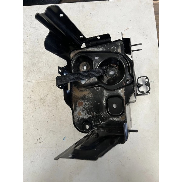 Suporte Bateria Fiat Strada 2021 A 2025 Original