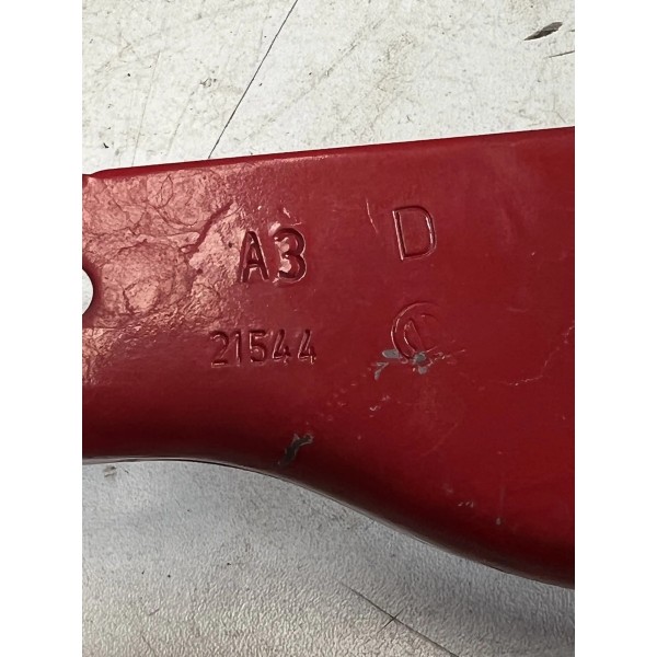 Dobradiça Capô Lado Direito Fiat Strada 2021 2022 2023