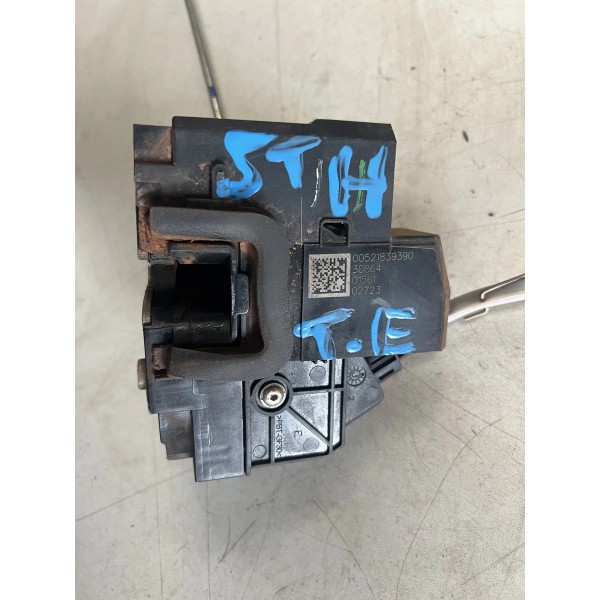 Fechadura Porta Traseira Esquerda Fiat Strada 2023 Original