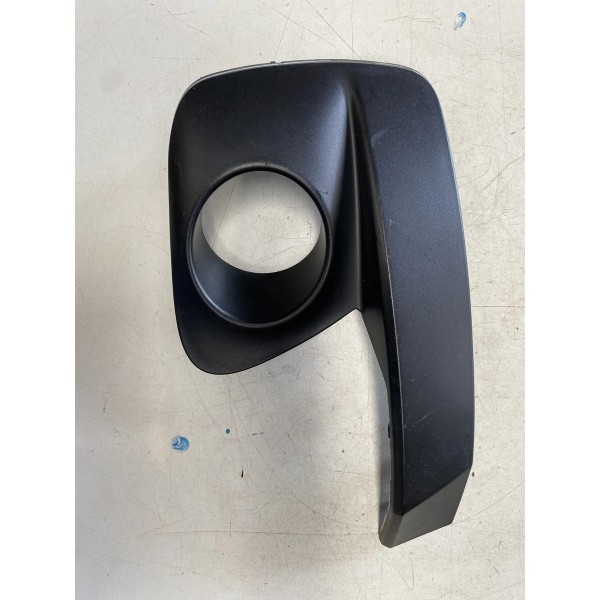 Moldura Farol De Milha Esquerda Mobi Original 100227519 Preto Esquerdo