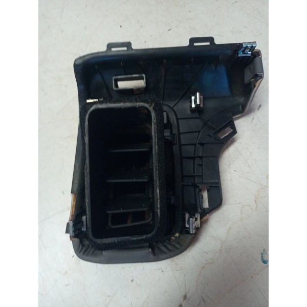 Difusor Ar Esquerdo S10 2019/2021 52124641 (usado)
