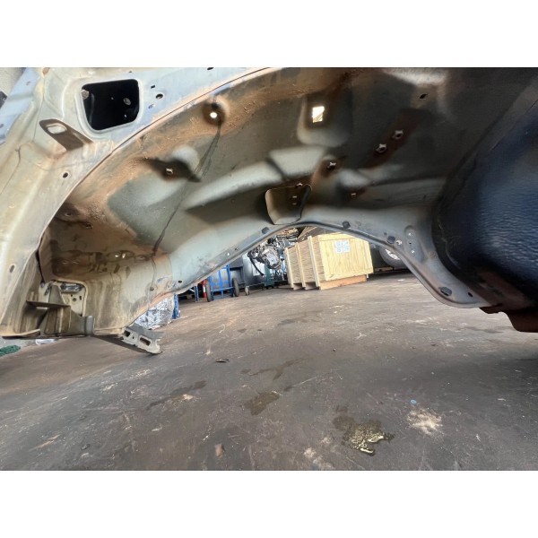 Caixa De Roda Esquerda Chevrolet S10 2018 Original Gm