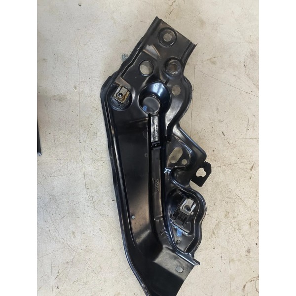 Suporte Esquerdo Painel Frontal Vw Virtus 2020 Original