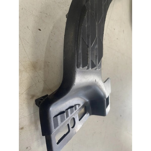 Acabamento Ponteira Esquerda Ram 2500 Original