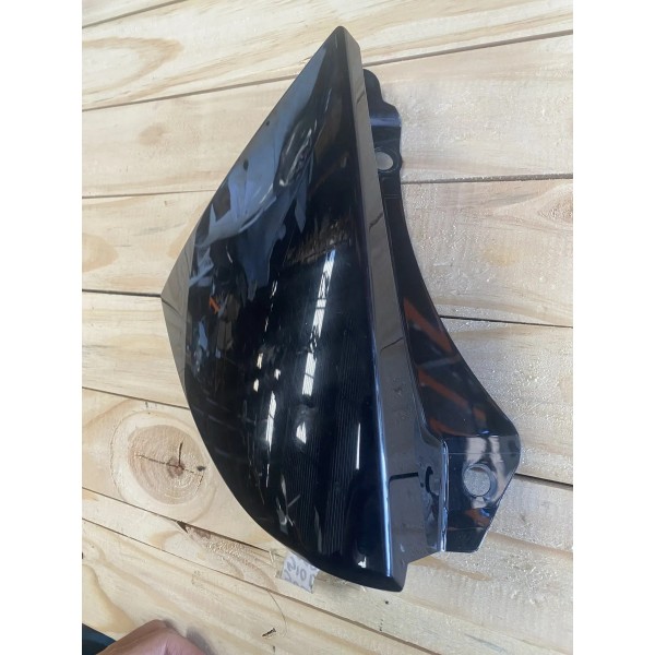Moldura Acabamento Lanterna Tras Direita Mobi 2019 Original