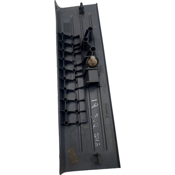 Soleira Traseira Direita Ford Ranger 2013/2020 Ab392613244