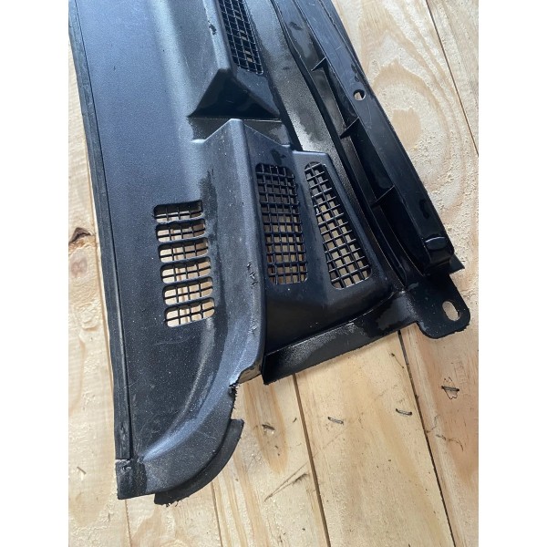 Grade Churrasqueira Parabrisa Hilux Sw4 Original