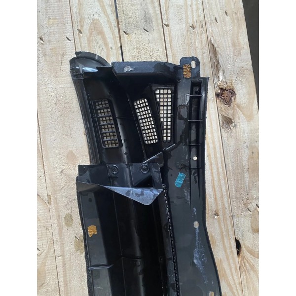 Grade Churrasqueira Parabrisa Hilux Sw4 Original