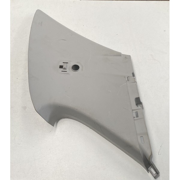 Acabamento Moldura Traseira Esquerda Hilux Sw4 2020