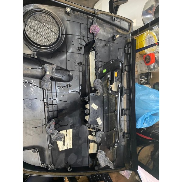 Forro De Porta Dianteira Lado Esquerdo Hilux Sw4 2023 Ori