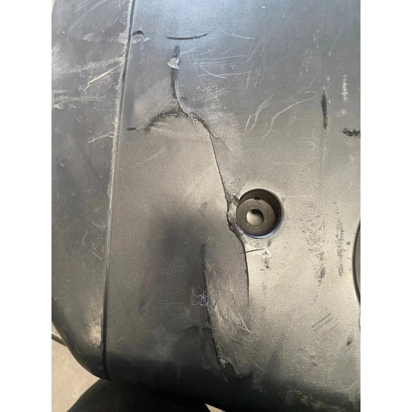 Tampa Motor Di-d L200 Triton 3.2 2015 Original Cm Detalhes