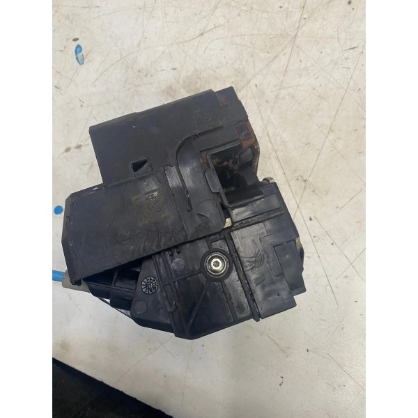 Fechadura Traseira Direita Fiat Mobi 2019 Original