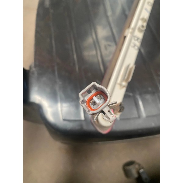 Luz Freio Break Light Traseiro Original Hilux 2020