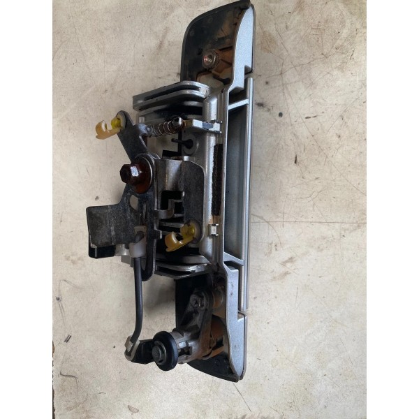 Maçaneta Tampa Traseira Chevrolet S10 2018 Original