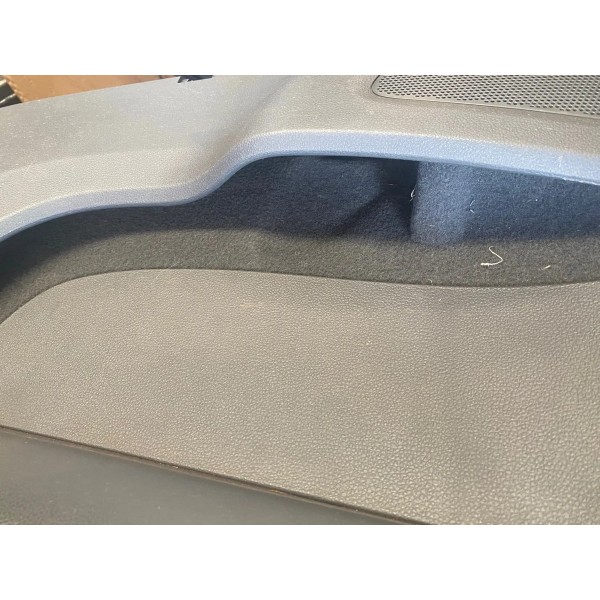 Forro De Porta Dianteiro Direito Vw Amarok 2019 Original