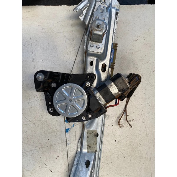 Maquina De Vidro Diant.esquerdo Fiat Strada 2023 Original