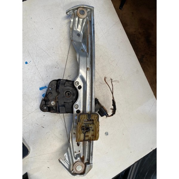 Maquina De Vidro Diant.esquerdo Fiat Strada 2023 Original